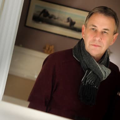 A man wearing a scarf.