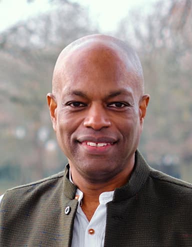 clive-blair-portrait-2022