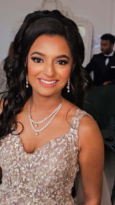MAKEUP_2025081018491595